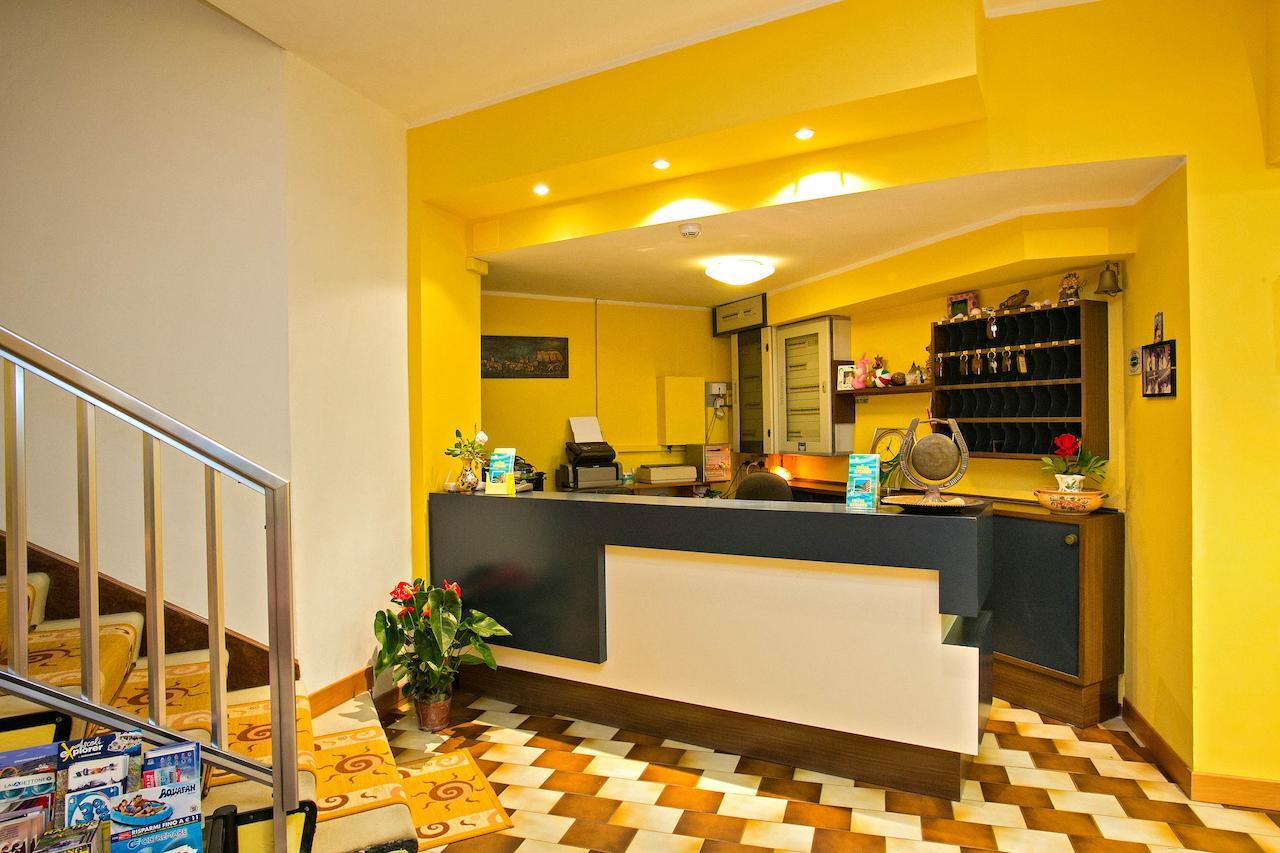 Hotel Antares San Benedetto del Tronto Buitenkant foto